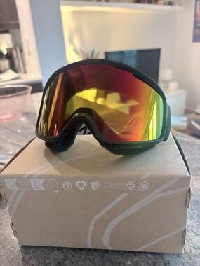 Smith ski goggles